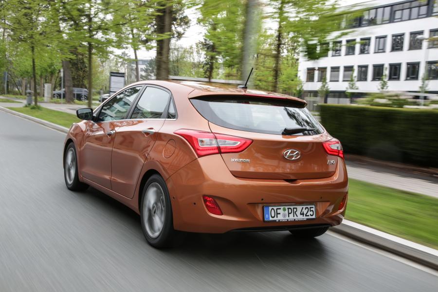  Hyundai i30 5-Door 2015 года  (фото 16 из 29)